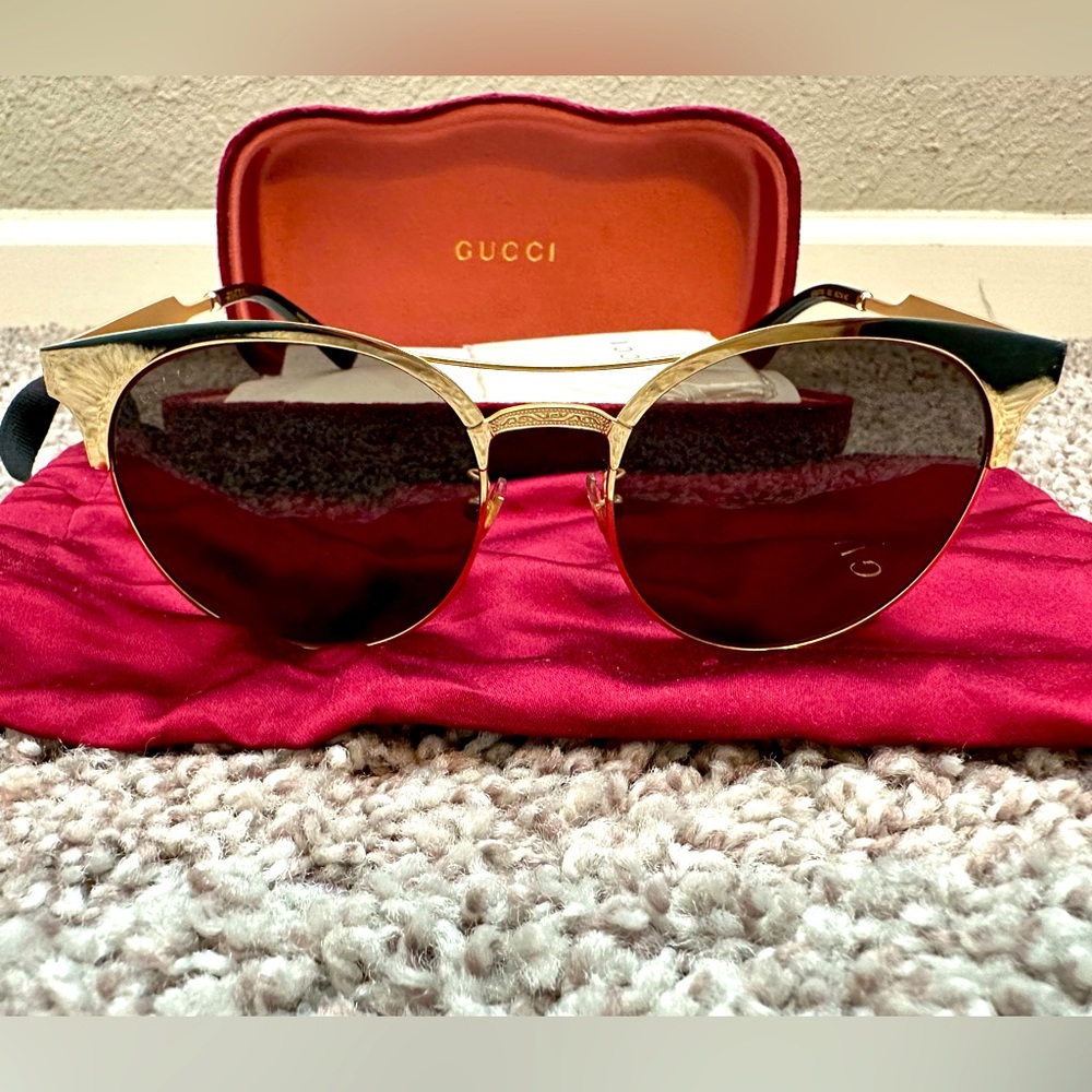 Gucci GG0075S Cat Eye Sunglasses